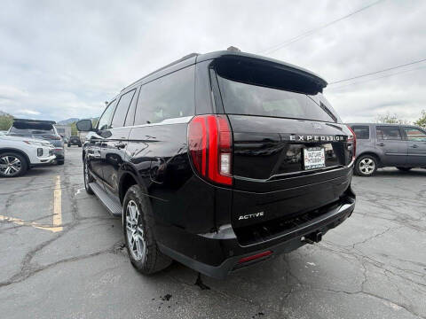 2025 Ford Expedition Active