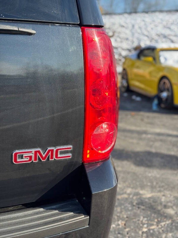 2010 GMC Yukon XL SLT