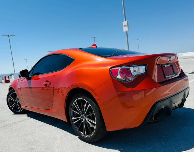 2016 Scion FR-S