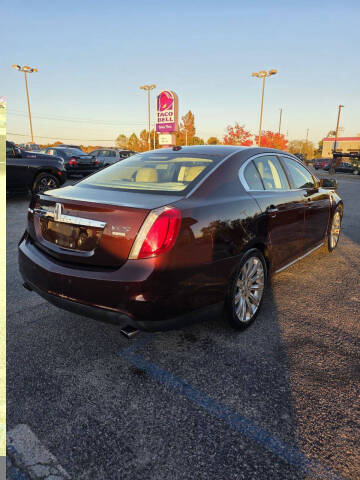2010 Lincoln MKS