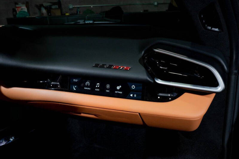 2025 Ferrari 296 GTS