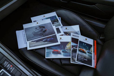 2021 Porsche 718 Boxster