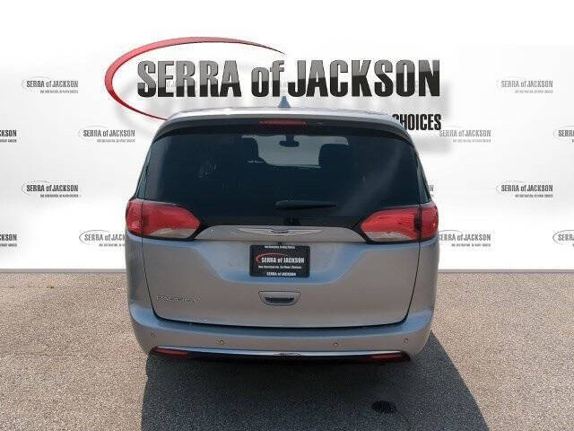 2020 Chrysler Pacifica Touring