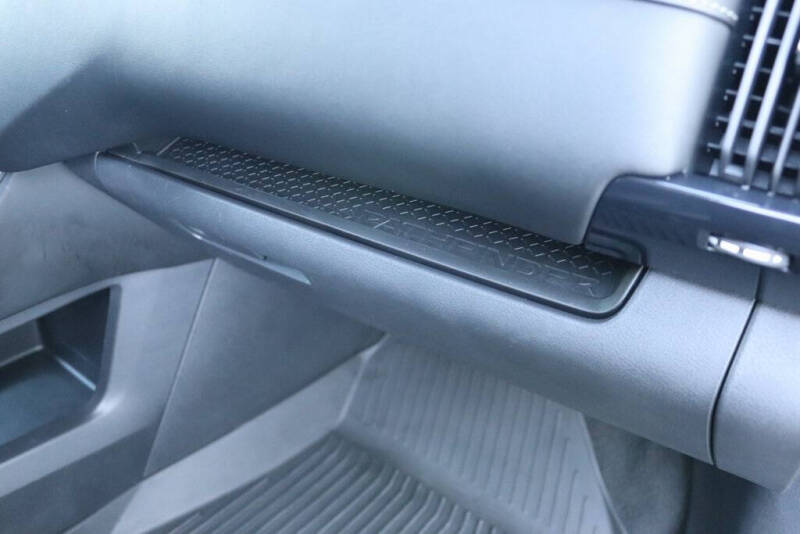 2022 Nissan Pathfinder S