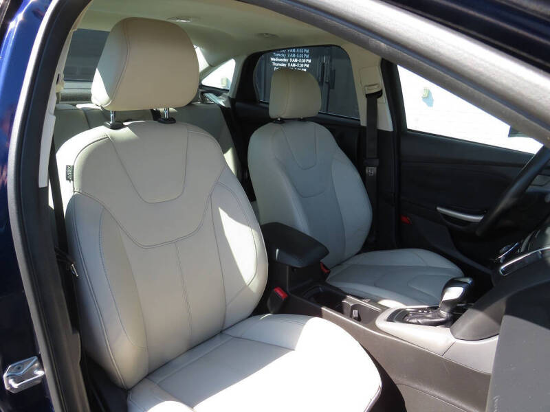 2017 Ford Focus Titanium