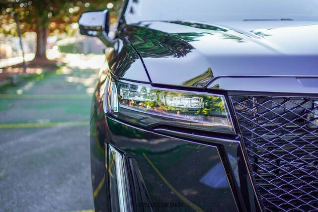 2023 Cadillac Escalade ESV Sport Platinum