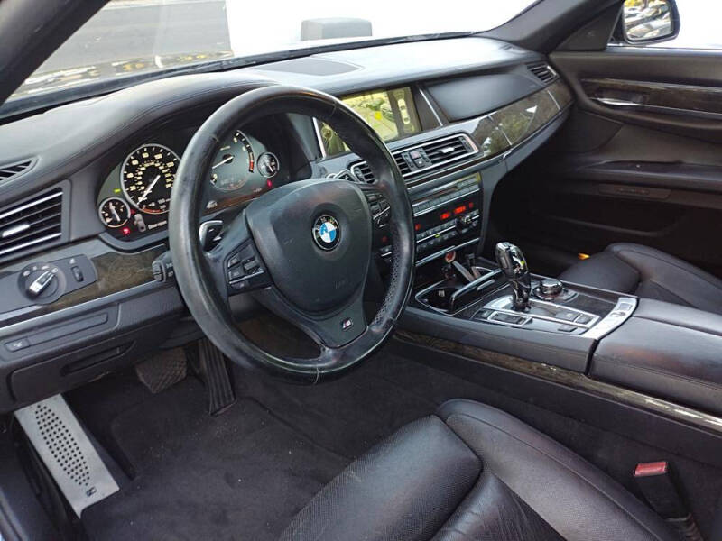 2013 BMW 7 Series 750i