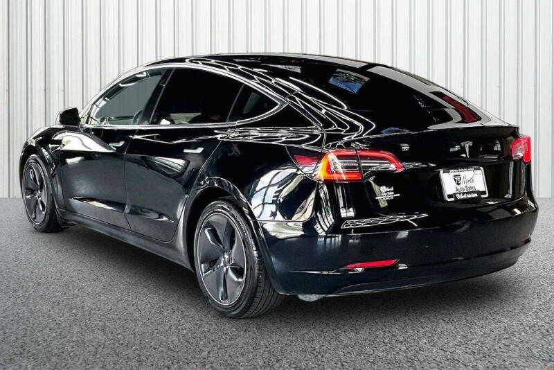 2019 Tesla Model 3 Standard Range Plus
