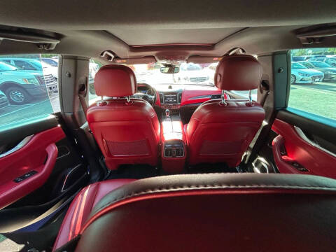 2017 Maserati Levante S