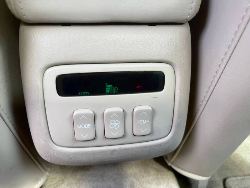 2003 Cadillac DeVille DTS