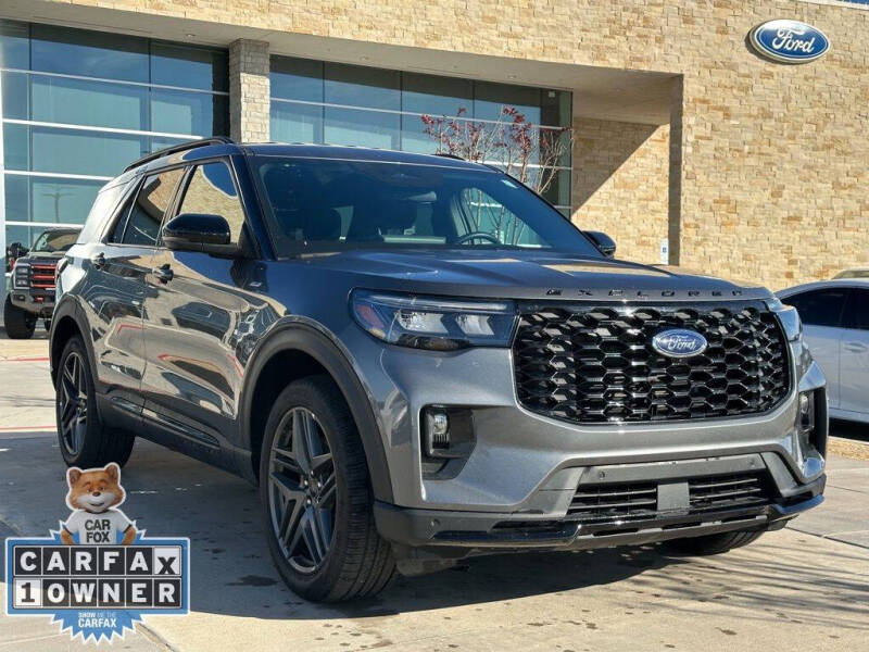 2025 Ford Explorer ST-Line