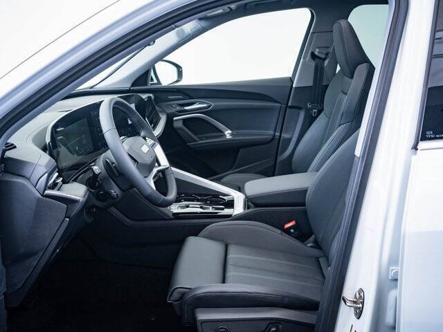 2025 Audi Q5 quattro Prestige TFSI