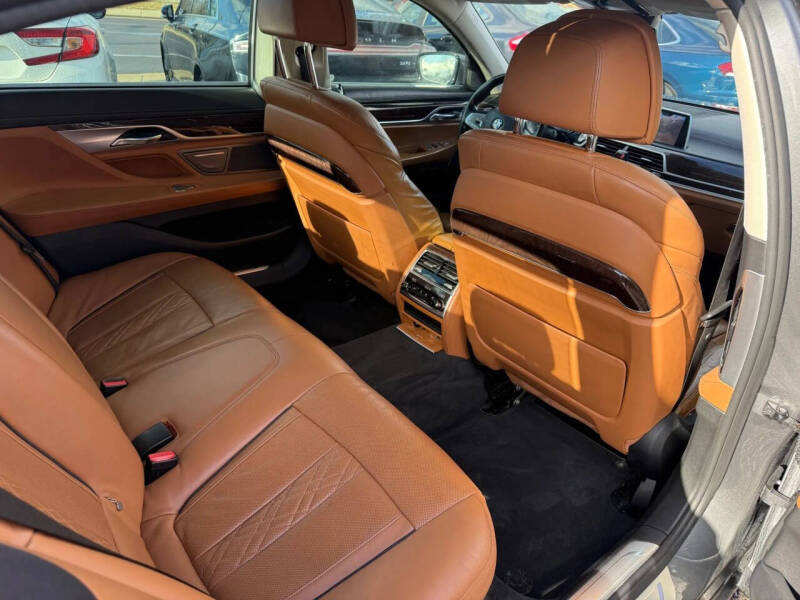 2016 BMW 7 Series 750i xDrive