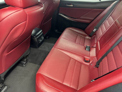2017 Lexus IS 200t