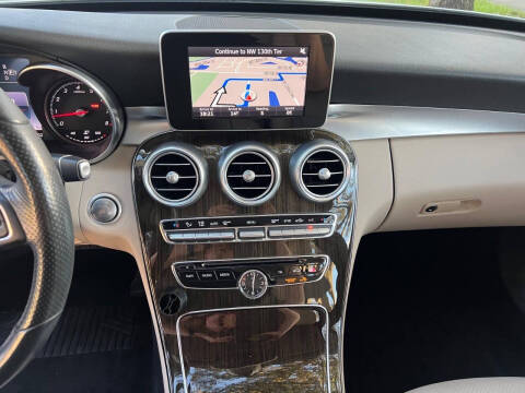 2015 Mercedes-Benz C-Class C 300