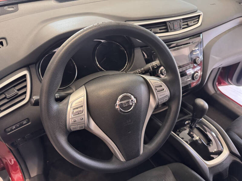 2016 Nissan Rogue S