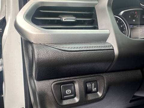 2017 GMC Acadia SLE-2