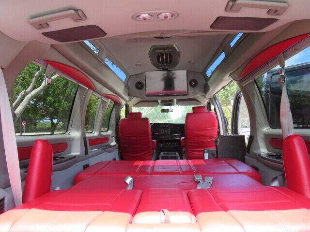 2018 GMC Savana 2500