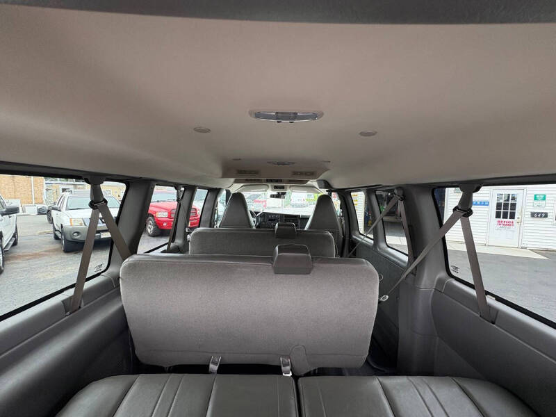 2021 Chevrolet Express LS 2500