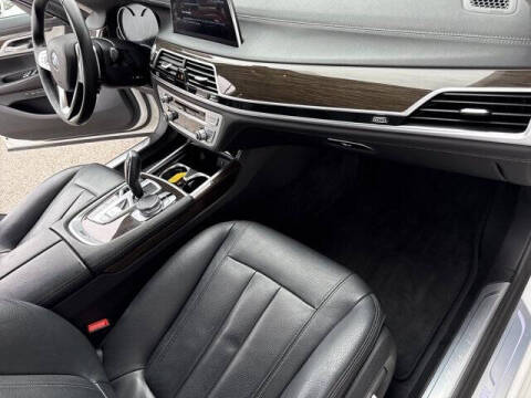 2019 BMW 7 Series 740i xDrive