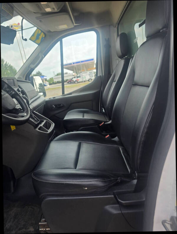 2022 Ford Transit