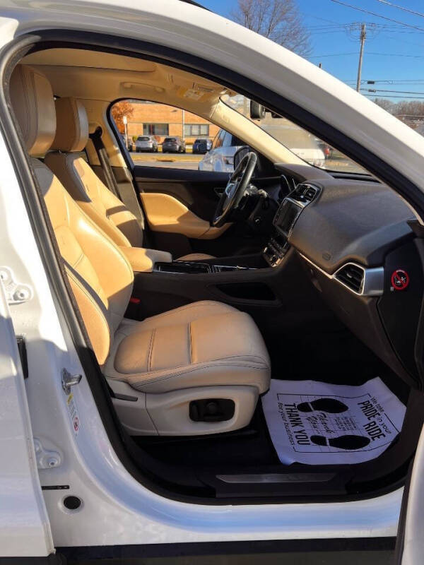 2018 Jaguar F-PACE 35t Prestige