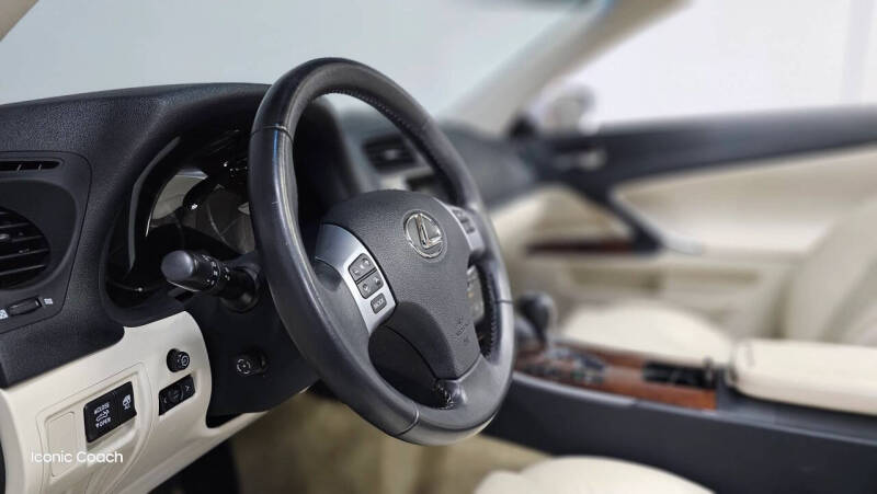 2011 Lexus IS 250C
