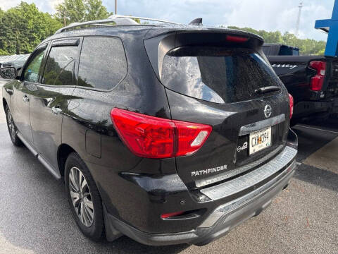 2020 Nissan Pathfinder S