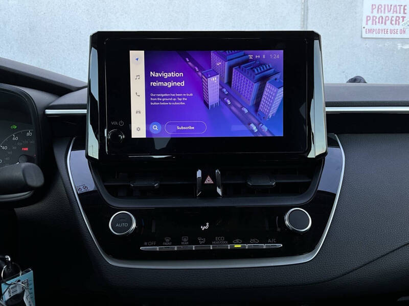 2025 Toyota Corolla Hybrid LE