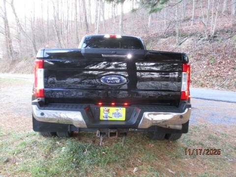 2017 Ford F-350 Super Duty Lariat