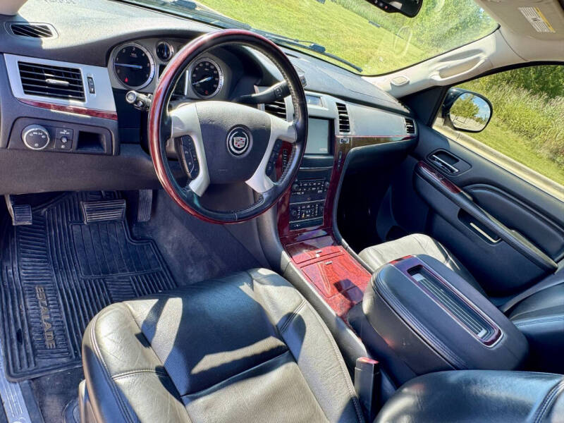 2014 Cadillac Escalade ESV Luxury