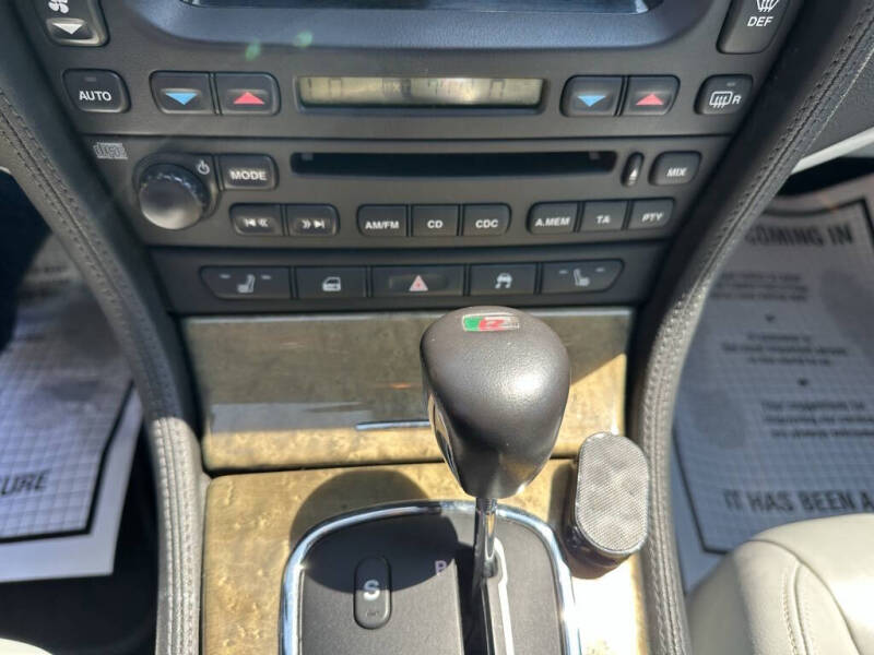 2005 Jaguar S-Type R