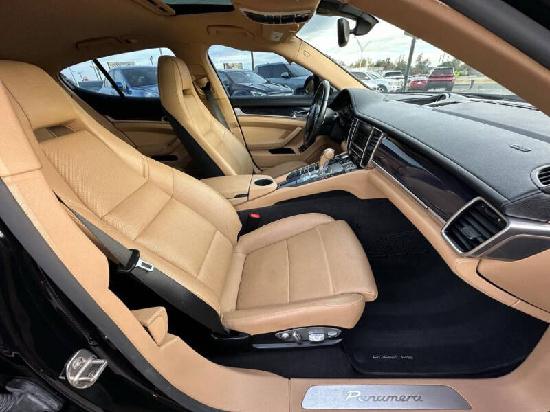2015 Porsche Panamera