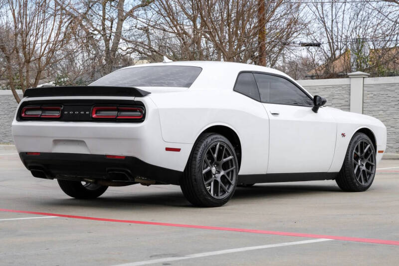 2016 Dodge Challenger