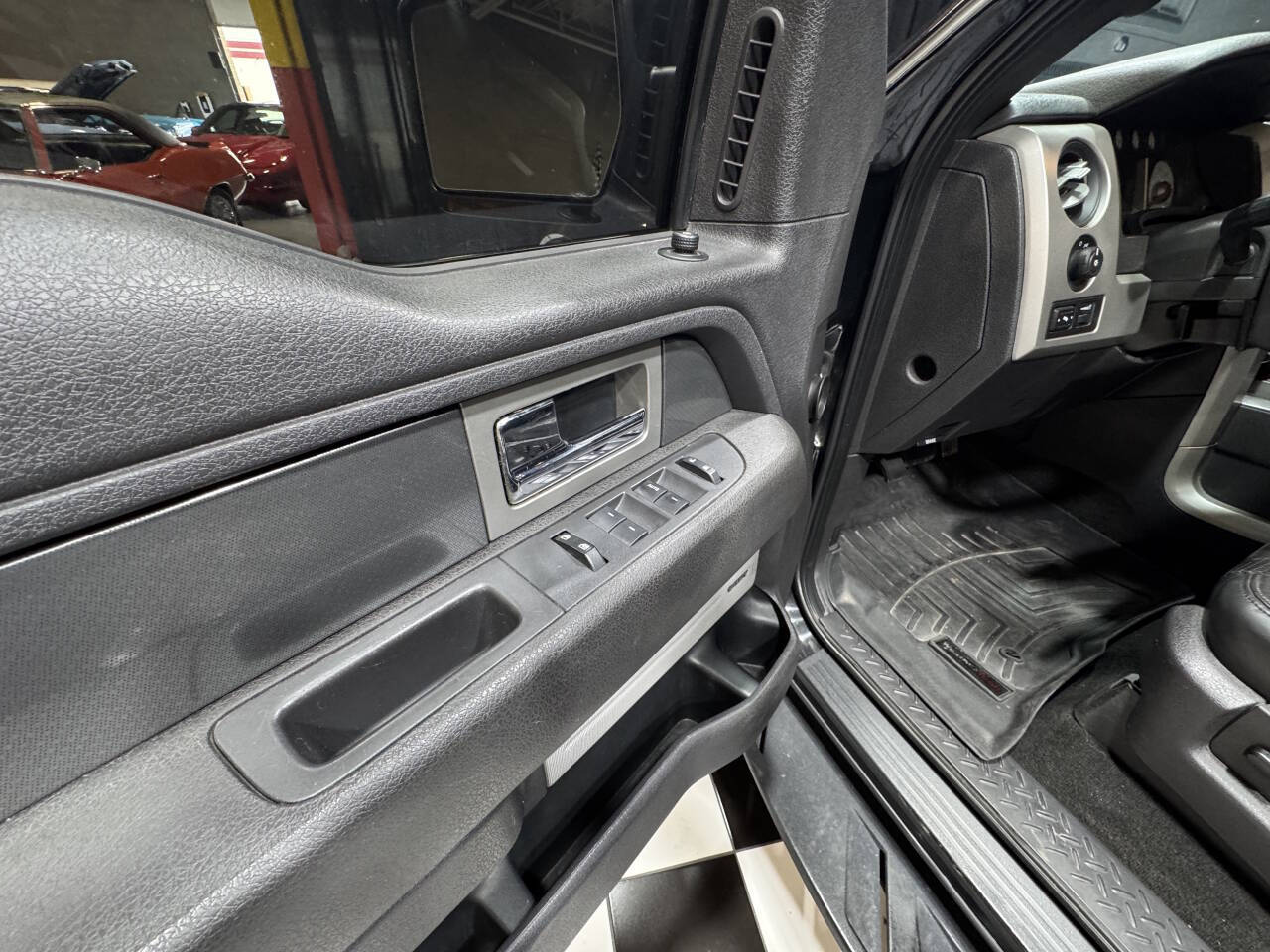 2010 Ford F-150 9