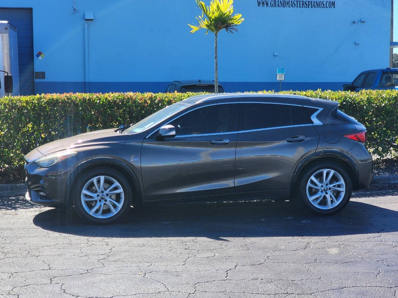 2018 INFINITI QX30 for sale at JT AUTO INC in Oakland Park, FL