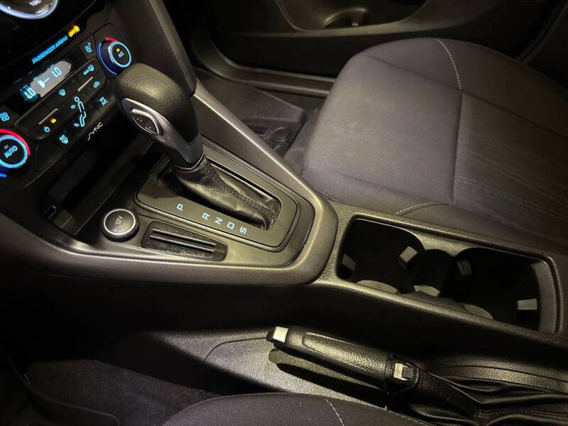 2017 Ford Focus SEL
