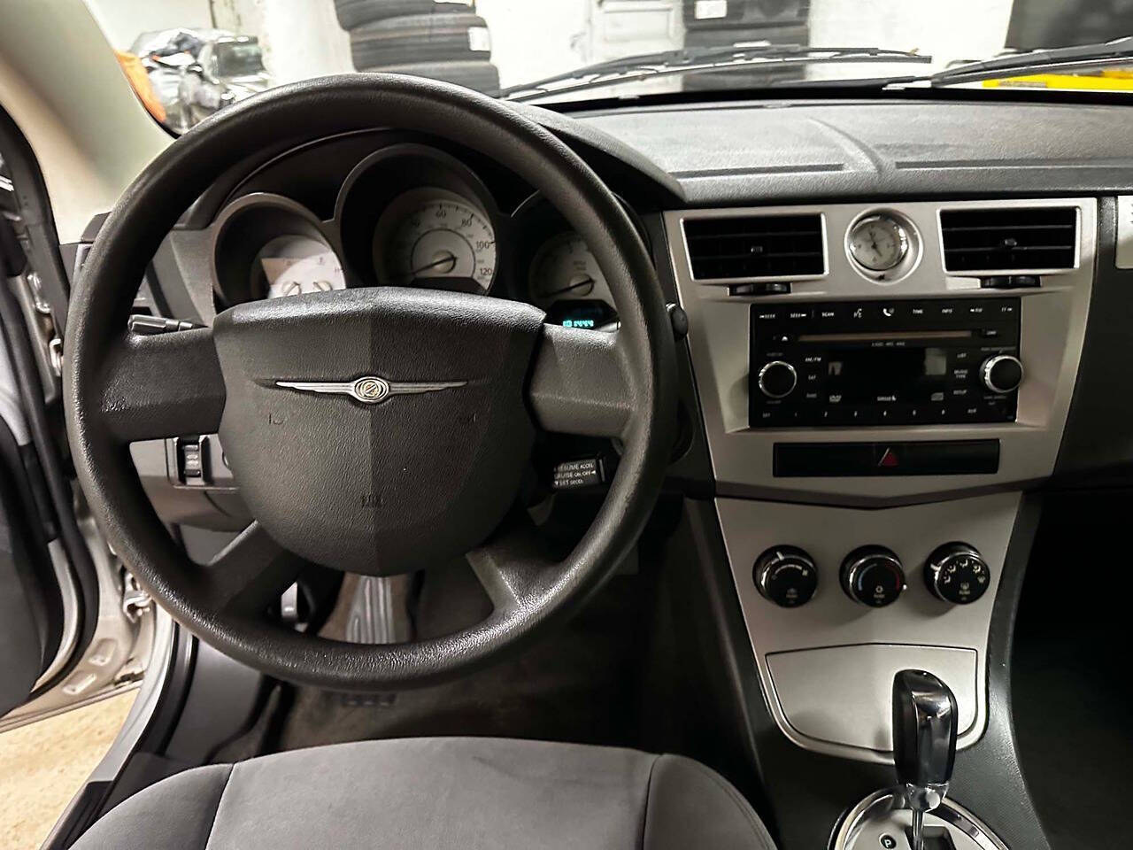 2009 Chrysler Sebring 16