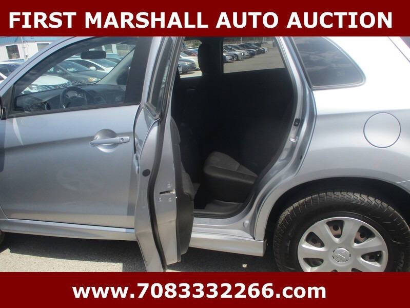 2012 Mitsubishi Outlander ES