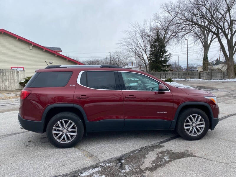 2017 GMC Acadia SLE-2