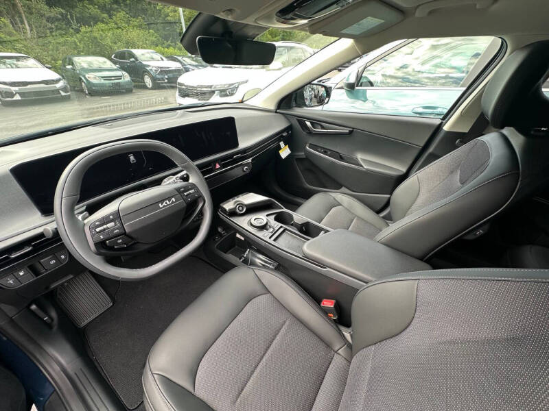 2025 Kia EV6 Light Long Range