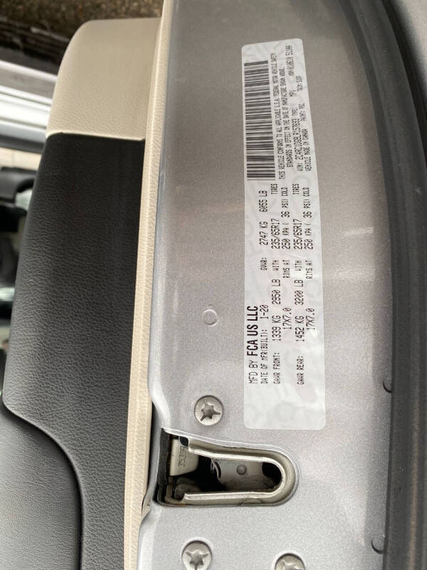 2020 Chrysler Voyager LXi