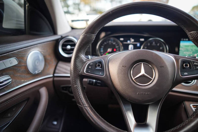 2018 Mercedes-Benz E-Class E 300