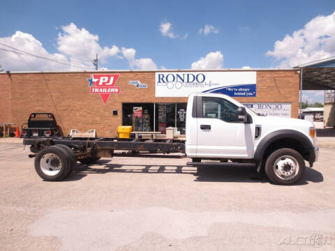 2017 Ford F-450 Super Duty for sale at Rondo Truck & Trailer in Sycamore IL