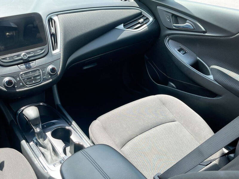 2022 Chevrolet Malibu LT