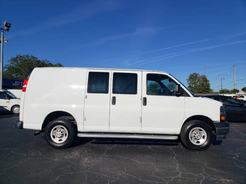 2024 Chevrolet Express 2500