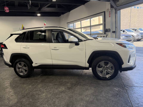 2023 Toyota RAV4 Hybrid XLE