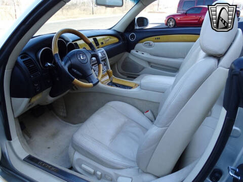 2002 Lexus SC 430