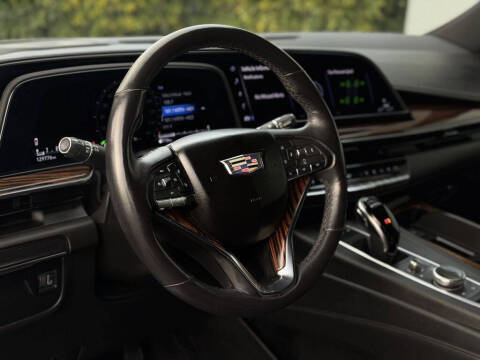 2022 Cadillac Escalade ESV Luxury