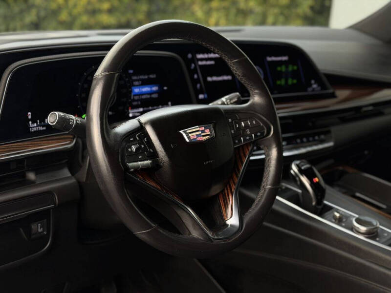 2022 Cadillac Escalade ESV Luxury